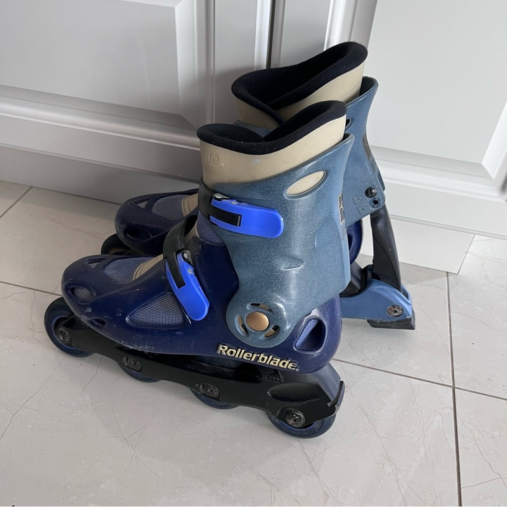 Ladies Rollerblade Inline Skates
